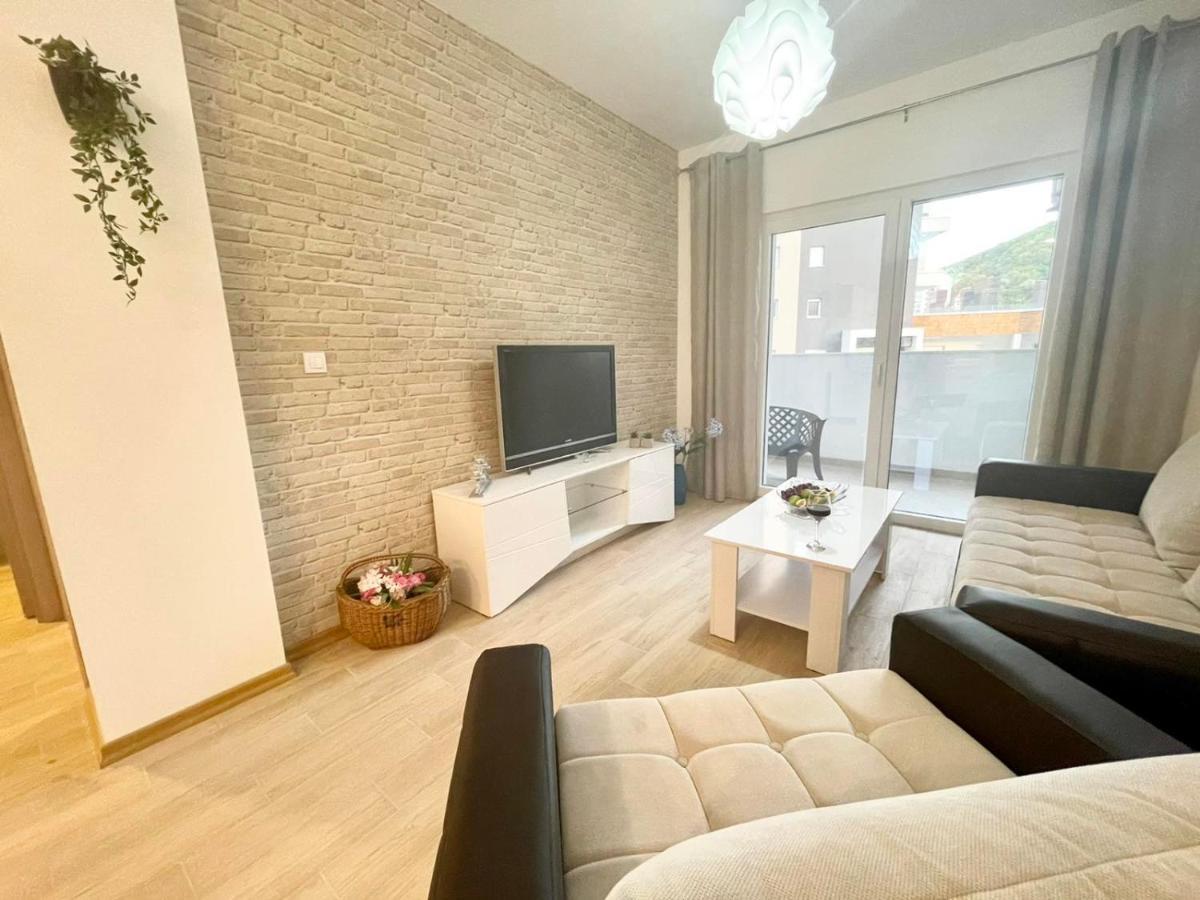 Olive Square Apartment Μπούντβα Εξωτερικό φωτογραφία