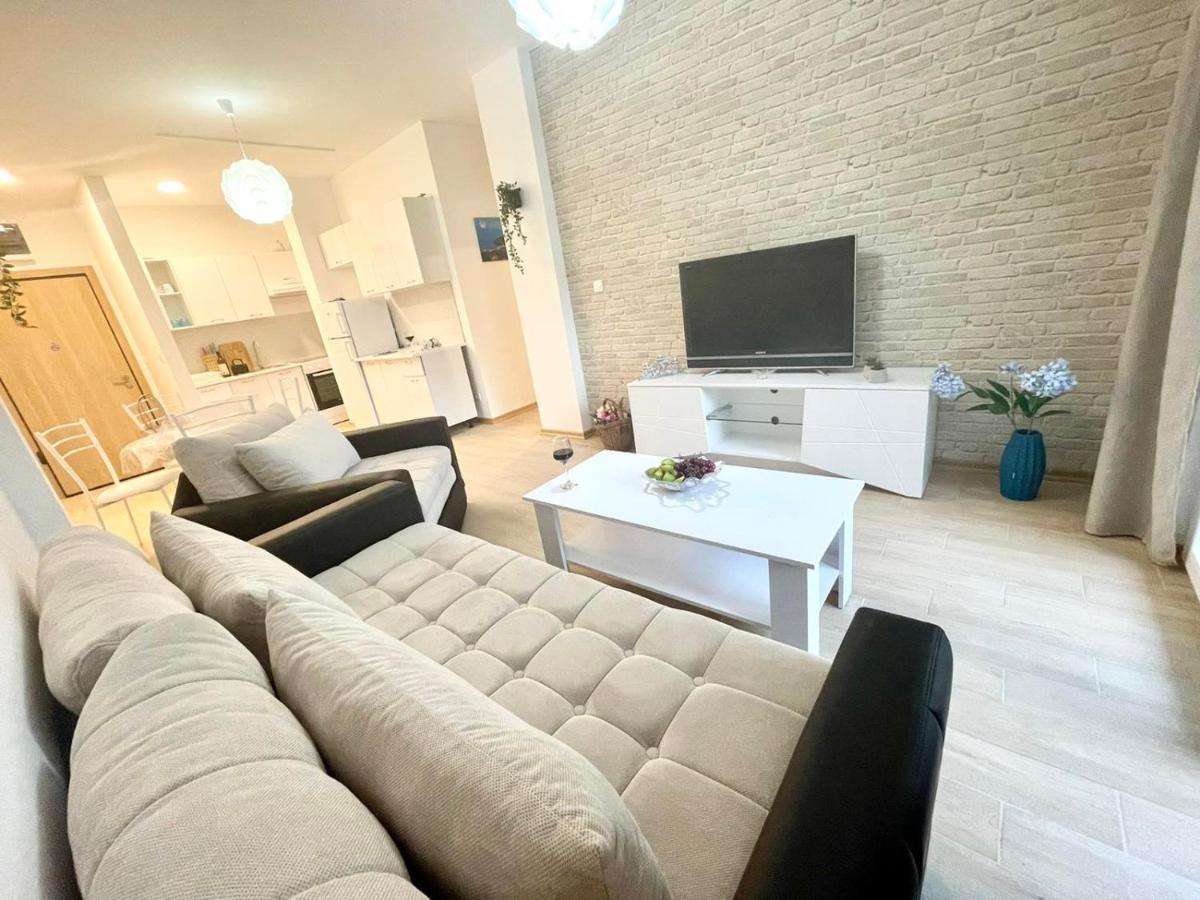Olive Square Apartment Μπούντβα Εξωτερικό φωτογραφία