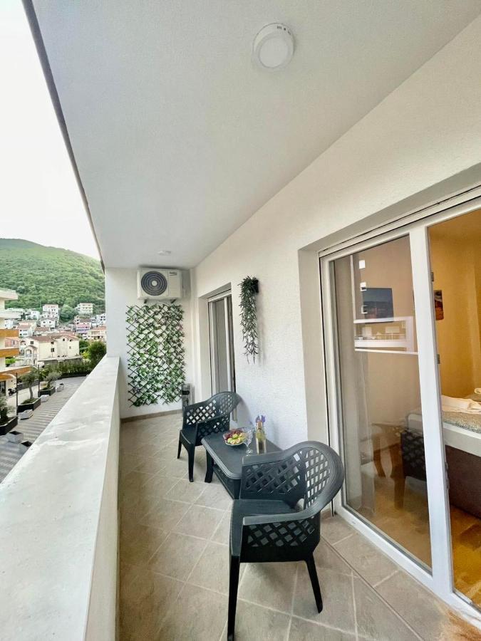 Olive Square Apartment Μπούντβα Εξωτερικό φωτογραφία